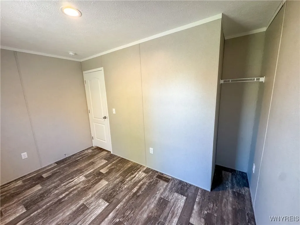 70 Rome Lane, Ontario, New York 14519, Ontario, New York 14519, 3 Bedrooms Bedrooms, 7 Rooms Rooms,2 BathroomsBathrooms,Residential,For Sale,70 Rome Lane, Ontario, New York 14519,0,B1649581