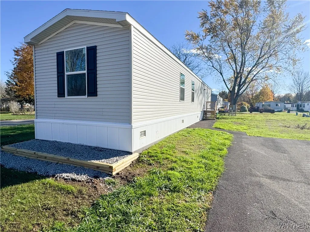 113 Winesap Road, Ontario, New York 14519, Ontario, New York 14519, 3 Bedrooms Bedrooms, 7 Rooms Rooms,2 BathroomsBathrooms,Residential,For Sale,113 Winesap Road, Ontario, New York 14519,0,B1649601