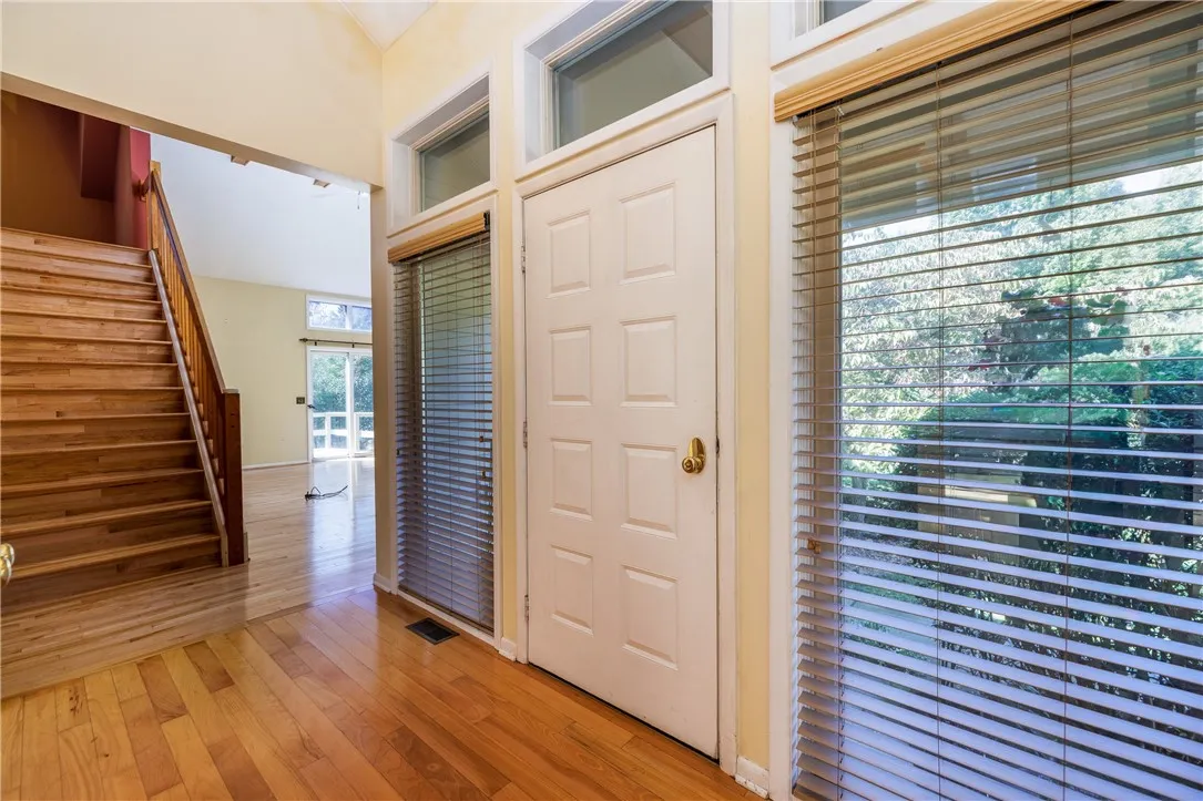 1 Woods Point, Penfield, New York 14580, Penfield, New York 14580, 3 Bedrooms Bedrooms, 7 Rooms Rooms,3 BathroomsBathrooms,Residential,For Sale,1 Woods Point, Penfield, New York 14580,0,R1649811