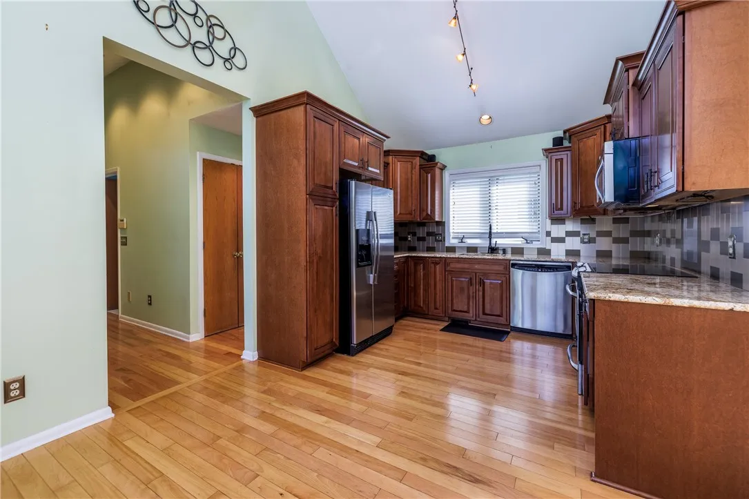 1 Woods Point, Penfield, New York 14580, Penfield, New York 14580, 3 Bedrooms Bedrooms, 7 Rooms Rooms,3 BathroomsBathrooms,Residential,For Sale,1 Woods Point, Penfield, New York 14580,0,R1649811