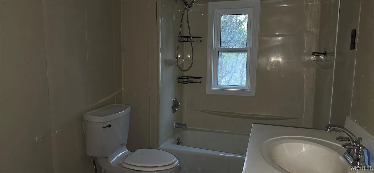 6676 West Hill Road, Mansfield, New York 14755, Mansfield, New York 14755, 4 Bedrooms Bedrooms, 6 Rooms Rooms,1 BathroomBathrooms,Residential,For Sale,6676 West Hill Road, Mansfield, New York 14755,0,B1649484