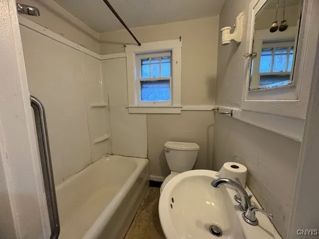 35 Lincoln Avenue, Cortland, New York 13045, Cortland, New York 13045, 3 Bedrooms Bedrooms, 6 Rooms Rooms,1 BathroomBathrooms,Residential,For Sale,35 Lincoln Avenue, Cortland, New York 13045,0,S1649813