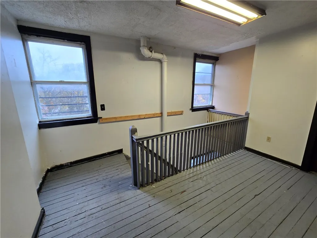 515 Dewey Avenue, Rochester, New York 14613, Rochester, New York 14613, ,Commercial Sale,For Sale,515 Dewey Avenue, Rochester, New York 14613,0,R1649815