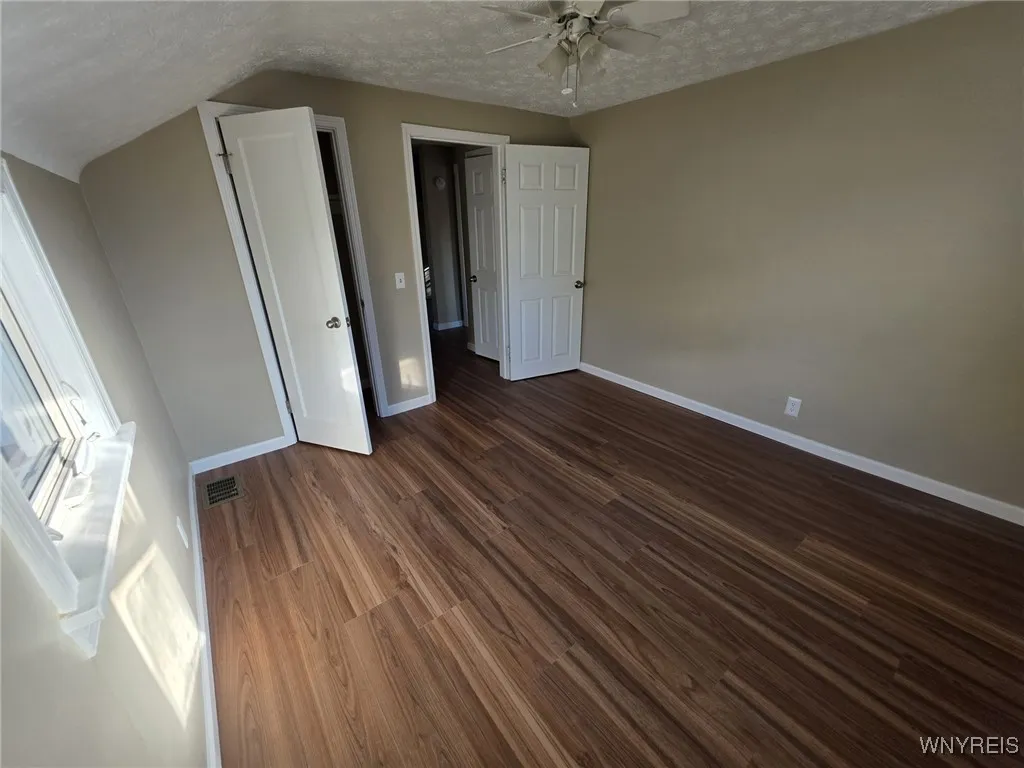 134 Arrowhead Drive, Gates, New York 14624, Gates, New York 14624, 4 Bedrooms Bedrooms, 5 Rooms Rooms,1 BathroomBathrooms,Residential,For Sale,134 Arrowhead Drive, Gates, New York 14624,0,B1649694