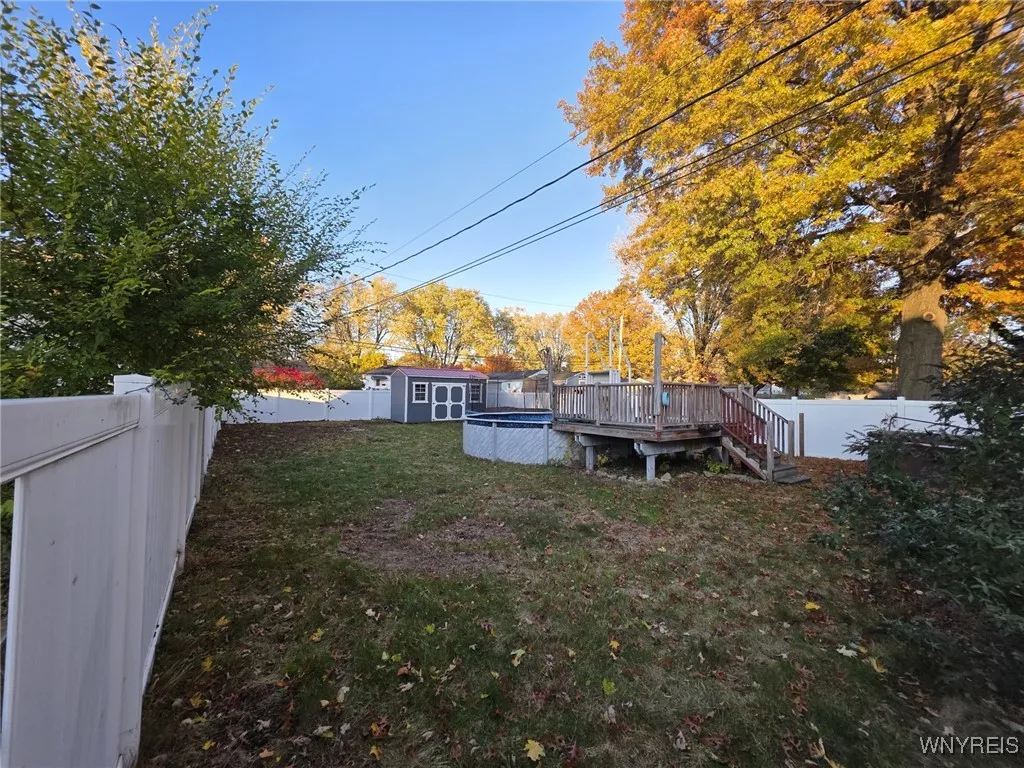 134 Arrowhead Drive, Gates, New York 14624, Gates, New York 14624, 4 Bedrooms Bedrooms, 5 Rooms Rooms,1 BathroomBathrooms,Residential,For Sale,134 Arrowhead Drive, Gates, New York 14624,0,B1649694