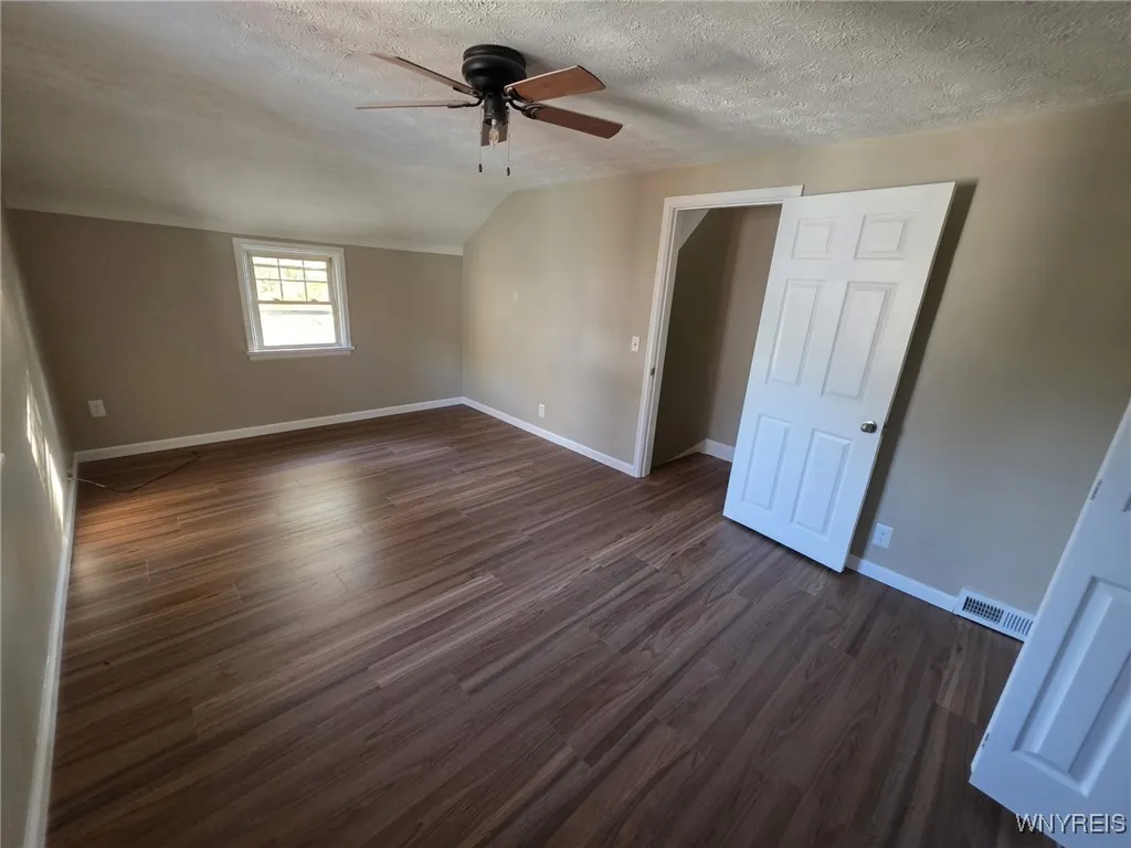 134 Arrowhead Drive, Gates, New York 14624, Gates, New York 14624, 4 Bedrooms Bedrooms, 5 Rooms Rooms,1 BathroomBathrooms,Residential,For Sale,134 Arrowhead Drive, Gates, New York 14624,0,B1649694