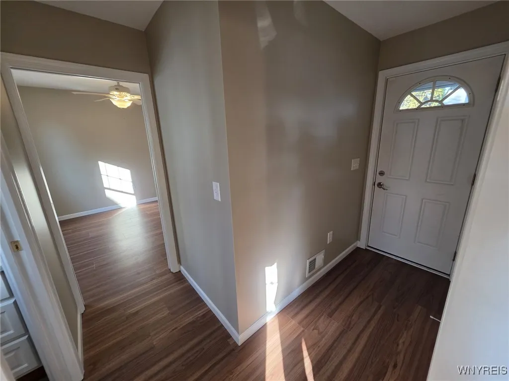 134 Arrowhead Drive, Gates, New York 14624, Gates, New York 14624, 4 Bedrooms Bedrooms, 5 Rooms Rooms,1 BathroomBathrooms,Residential,For Sale,134 Arrowhead Drive, Gates, New York 14624,0,B1649694