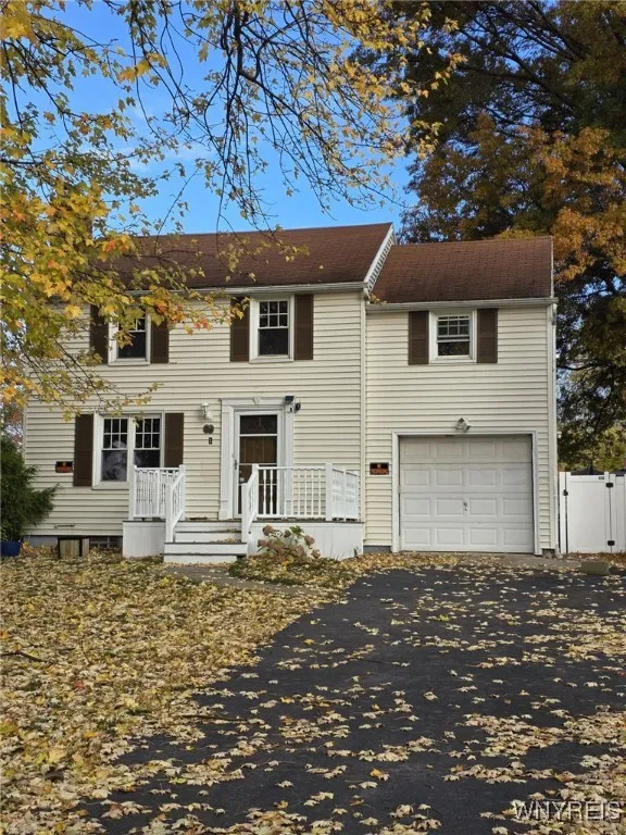 134 Arrowhead Drive, Gates, New York 14624, Gates, New York 14624, 4 Bedrooms Bedrooms, 5 Rooms Rooms,1 BathroomBathrooms,Residential,For Sale,134 Arrowhead Drive, Gates, New York 14624,0,B1649694