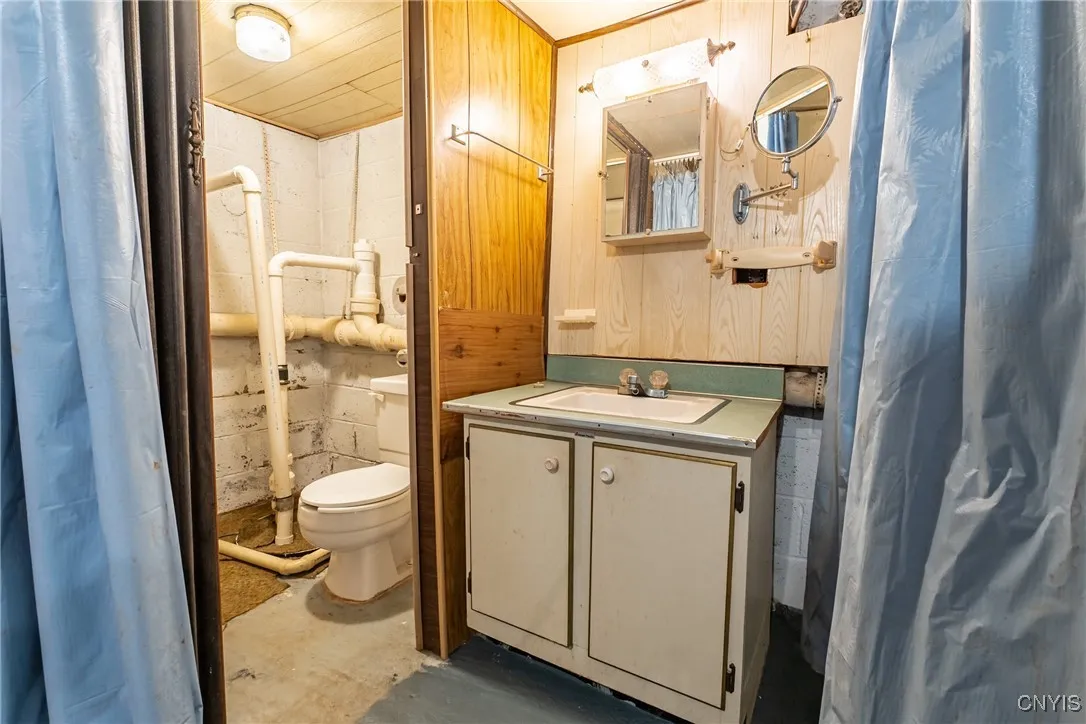 906 Mckinley Avenue, Rome, New York 13440, Rome, New York 13440, 4 Bedrooms Bedrooms, 6 Rooms Rooms,1 BathroomBathrooms,Residential,For Sale,906 Mckinley Avenue, Rome, New York 13440,0,S1649768