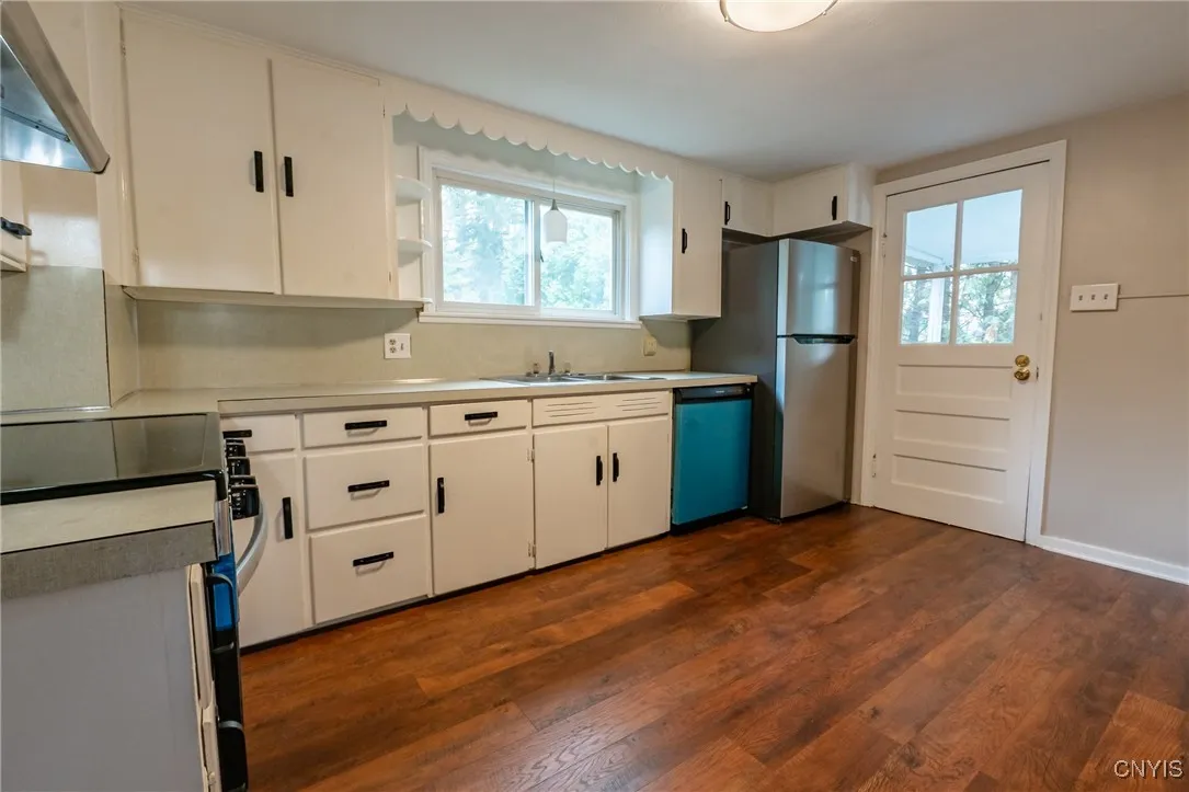 906 Mckinley Avenue, Rome, New York 13440, Rome, New York 13440, 4 Bedrooms Bedrooms, 6 Rooms Rooms,1 BathroomBathrooms,Residential,For Sale,906 Mckinley Avenue, Rome, New York 13440,0,S1649768