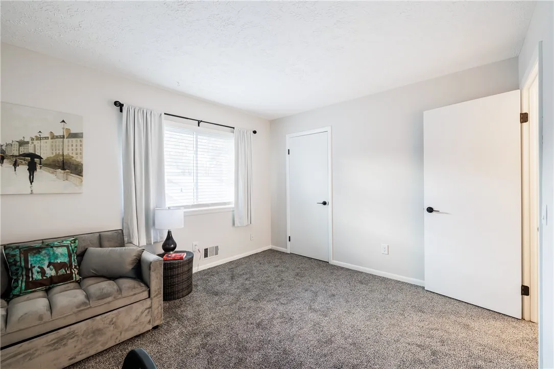 942 Eastbrooke Ln, Brighton, New York 14618, Brighton, New York 14618, 2 Bedrooms Bedrooms, 4 Rooms Rooms,1 BathroomBathrooms,Residential,For Sale,942 Eastbrooke Ln, Brighton, New York 14618,0,R1649651