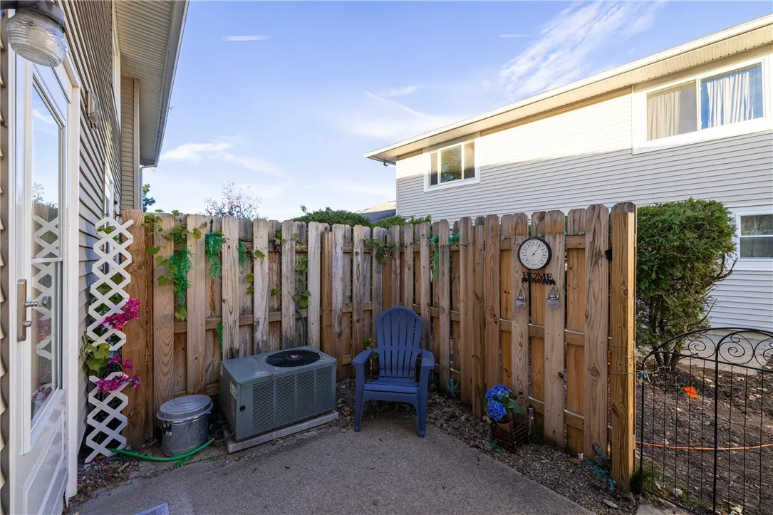 942 Eastbrooke Ln, Brighton, New York 14618, Brighton, New York 14618, 2 Bedrooms Bedrooms, 4 Rooms Rooms,1 BathroomBathrooms,Residential,For Sale,942 Eastbrooke Ln, Brighton, New York 14618,0,R1649651