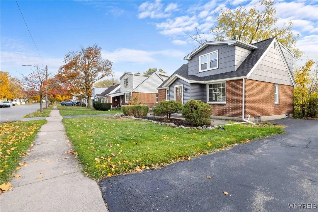 77 Balbach Drive, Cheektowaga, New York 14225, Cheektowaga, New York 14225, 3 Bedrooms Bedrooms, 5 Rooms Rooms,2 BathroomsBathrooms,Residential,For Sale,77 Balbach Drive, Cheektowaga, New York 14225,0,B1648948