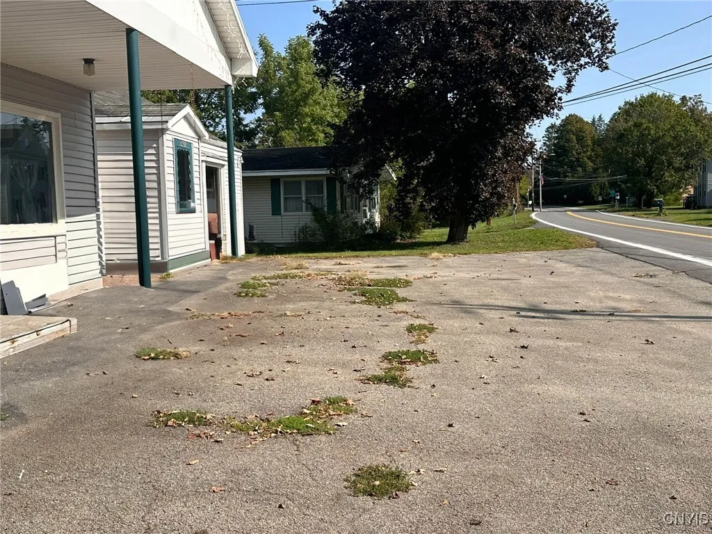 7421 Rt-291, Marcy, New York 13403, Marcy, New York 13403, 3 Bedrooms Bedrooms, 6 Rooms Rooms,2 BathroomsBathrooms,Residential,For Sale,7421 Rt-291, Marcy, New York 13403,0,S1649840