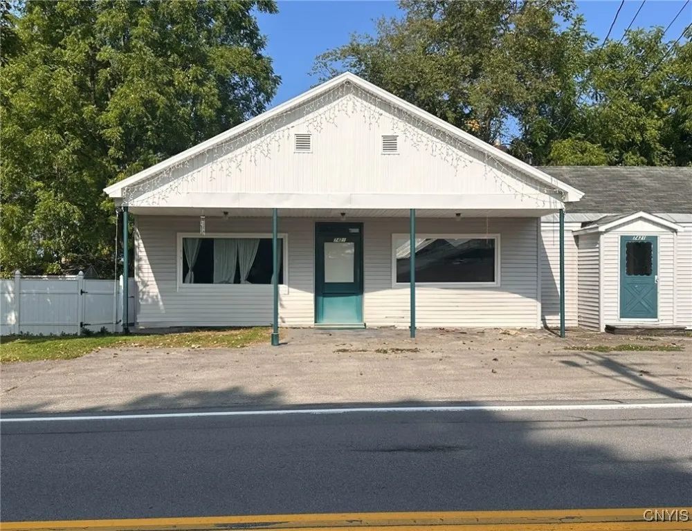 7421 Rt-291, Marcy, New York 13403, Marcy, New York 13403, 3 Bedrooms Bedrooms, 6 Rooms Rooms,2 BathroomsBathrooms,Residential,For Sale,7421 Rt-291, Marcy, New York 13403,0,S1649840