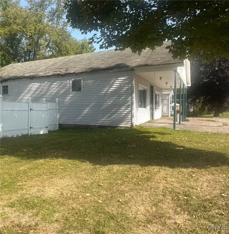 7421 Rt-291, Marcy, New York 13403, Marcy, New York 13403, 3 Bedrooms Bedrooms, 6 Rooms Rooms,2 BathroomsBathrooms,Residential,For Sale,7421 Rt-291, Marcy, New York 13403,0,S1649840