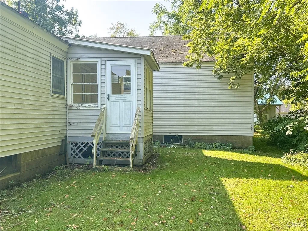 7421 Rt-291, Marcy, New York 13403, Marcy, New York 13403, 3 Bedrooms Bedrooms, 6 Rooms Rooms,2 BathroomsBathrooms,Residential,For Sale,7421 Rt-291, Marcy, New York 13403,0,S1649840