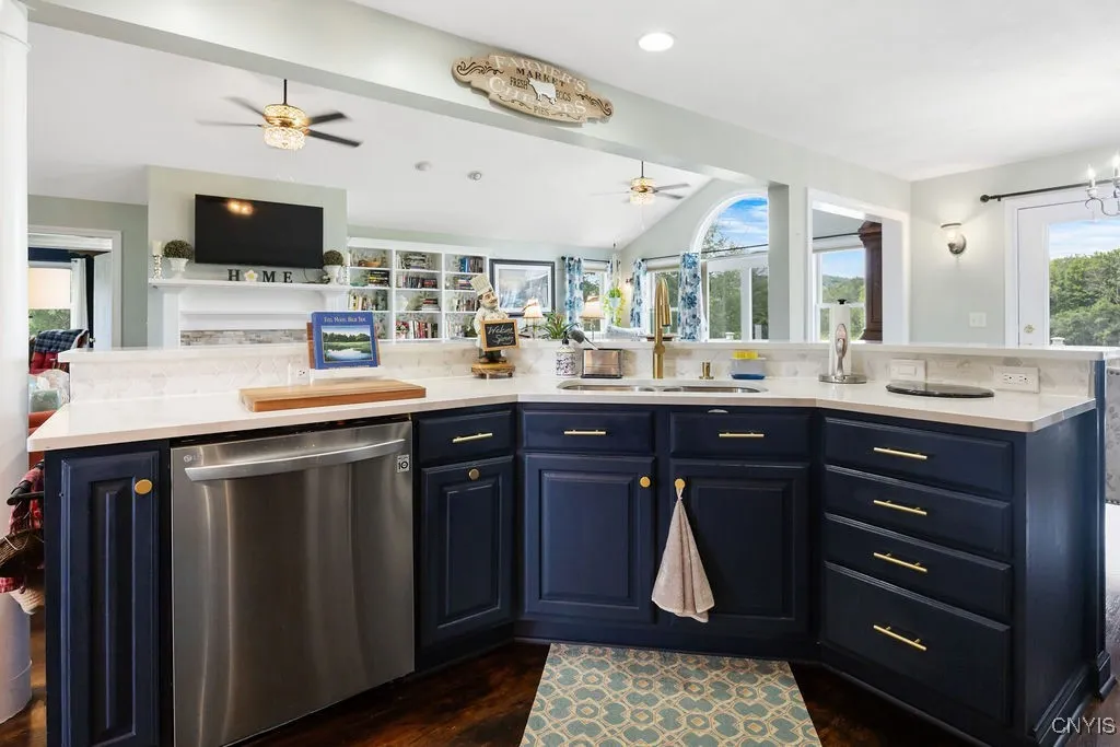 5479 Lake Road, Tully, New York 13159, Tully, New York 13159, 5 Bedrooms Bedrooms, 10 Rooms Rooms,4 BathroomsBathrooms,Residential Lease,For Rent,5479 Lake Road, Tully, New York 13159,0,S1649824