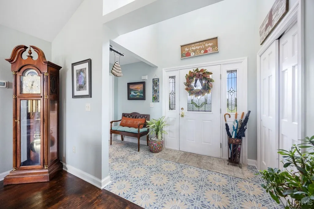 5479 Lake Road, Tully, New York 13159, Tully, New York 13159, 5 Bedrooms Bedrooms, 10 Rooms Rooms,4 BathroomsBathrooms,Residential Lease,For Rent,5479 Lake Road, Tully, New York 13159,0,S1649824