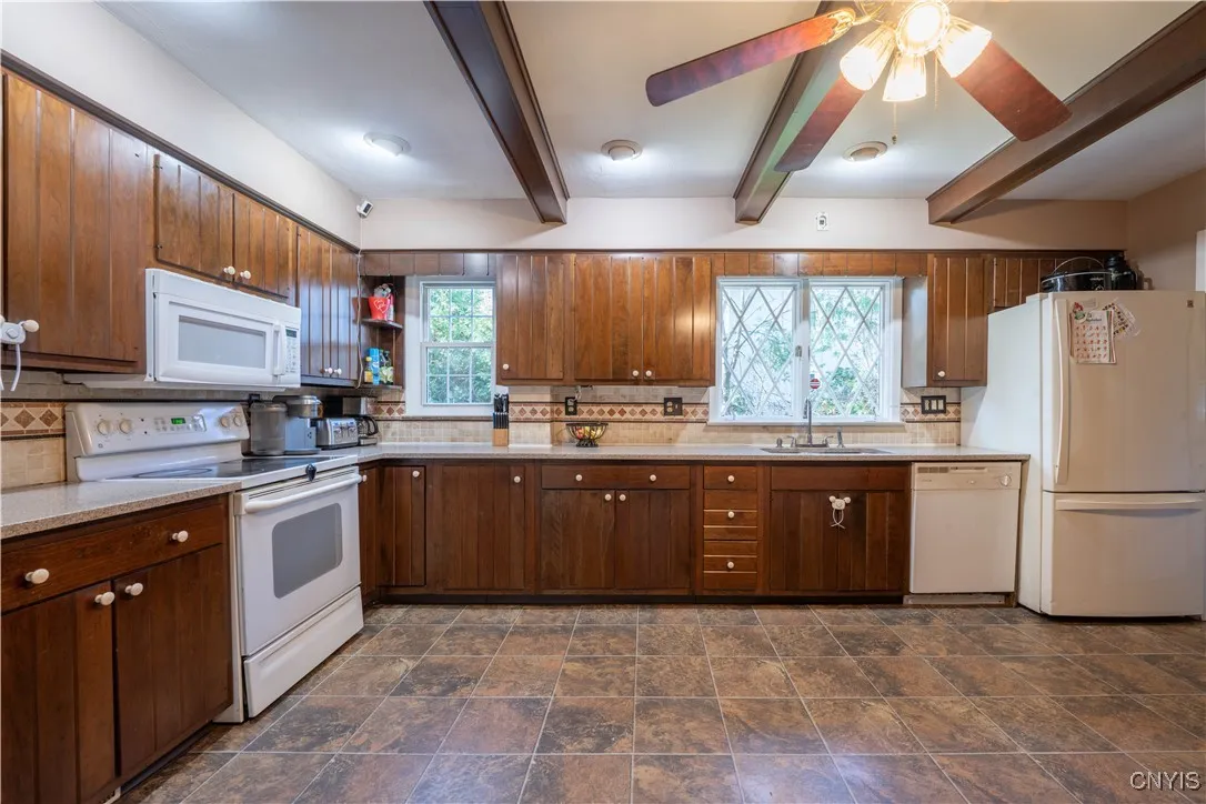 102 Parkway, Rome, New York 13440, Rome, New York 13440, 3 Bedrooms Bedrooms, 8 Rooms Rooms,1 BathroomBathrooms,Residential,For Sale,102 Parkway, Rome, New York 13440,0,S1649543