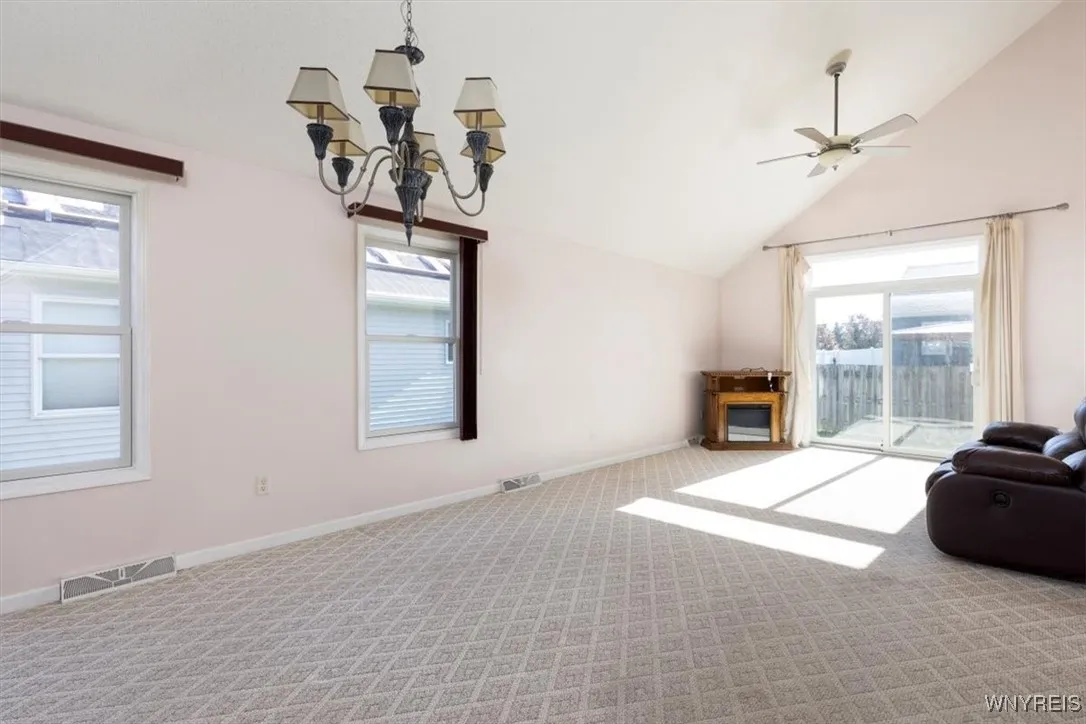52 Rushford Hollow Drive, Cheektowaga, New York 14, Cheektowaga, New York 14227, 2 Bedrooms Bedrooms, 6 Rooms Rooms,2 BathroomsBathrooms,Residential,For Sale,52 Rushford Hollow Drive, Cheektowaga, New York 14,0,B1649679