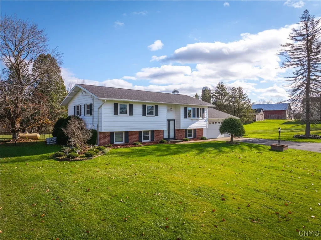 7448 Seifert Road, Rome, New York 13440, Rome, New York 13440, 3 Bedrooms Bedrooms, 9 Rooms Rooms,2 BathroomsBathrooms,Residential,For Sale,7448 Seifert Road, Rome, New York 13440,0,S1649541