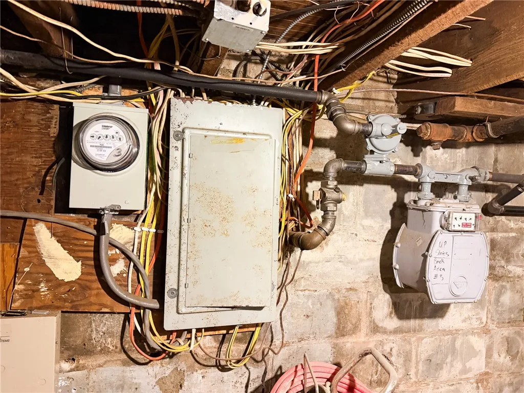 764 Jay Street, Rochester, New York 14611, Rochester, New York 14611, 4 Bedrooms Bedrooms, 12 Rooms Rooms,4 BathroomsBathrooms,Residential,For Sale,764 Jay Street, Rochester, New York 14611,0,R1647838