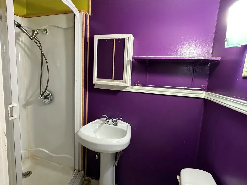 764 Jay Street, Rochester, New York 14611, Rochester, New York 14611, 4 Bedrooms Bedrooms, 12 Rooms Rooms,4 BathroomsBathrooms,Residential,For Sale,764 Jay Street, Rochester, New York 14611,0,R1647838