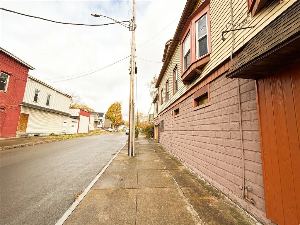 764 Jay Street, Rochester, New York 14611, Rochester, New York 14611, 4 Bedrooms Bedrooms, 12 Rooms Rooms,4 BathroomsBathrooms,Residential,For Sale,764 Jay Street, Rochester, New York 14611,0,R1647838