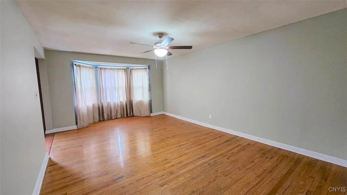 127 Delray Avenue, Syracuse, New York 13224, Syracuse, New York 13224, 4 Bedrooms Bedrooms, 9 Rooms Rooms,1 BathroomBathrooms,Residential,For Sale,127 Delray Avenue, Syracuse, New York 13224,0,S1649627