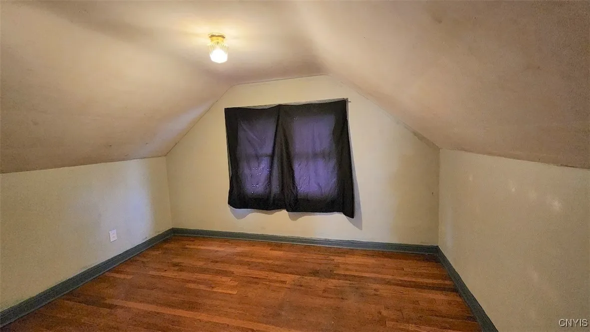 127 Delray Avenue, Syracuse, New York 13224, Syracuse, New York 13224, 4 Bedrooms Bedrooms, 9 Rooms Rooms,1 BathroomBathrooms,Residential,For Sale,127 Delray Avenue, Syracuse, New York 13224,0,S1649627