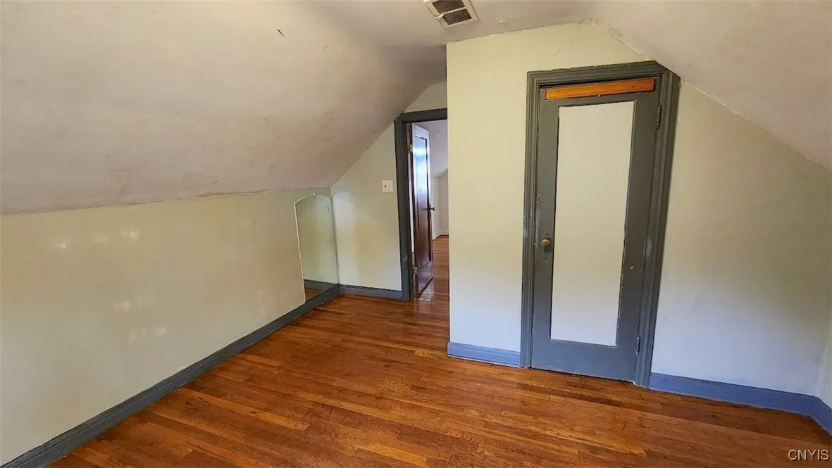 127 Delray Avenue, Syracuse, New York 13224, Syracuse, New York 13224, 4 Bedrooms Bedrooms, 9 Rooms Rooms,1 BathroomBathrooms,Residential,For Sale,127 Delray Avenue, Syracuse, New York 13224,0,S1649627