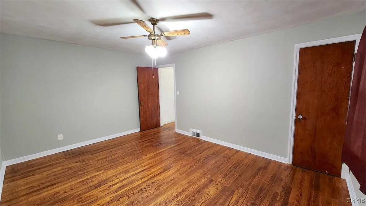 127 Delray Avenue, Syracuse, New York 13224, Syracuse, New York 13224, 4 Bedrooms Bedrooms, 9 Rooms Rooms,1 BathroomBathrooms,Residential,For Sale,127 Delray Avenue, Syracuse, New York 13224,0,S1649627