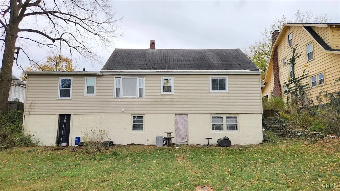 127 Delray Avenue, Syracuse, New York 13224, Syracuse, New York 13224, 4 Bedrooms Bedrooms, 9 Rooms Rooms,1 BathroomBathrooms,Residential,For Sale,127 Delray Avenue, Syracuse, New York 13224,0,S1649627