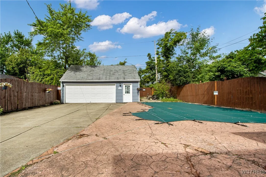 54 Admiral Road, Buffalo, New York 14216, Buffalo, New York 14216, 3 Bedrooms Bedrooms, 11 Rooms Rooms,1 BathroomBathrooms,Residential,For Sale,54 Admiral Road, Buffalo, New York 14216,0,B1649686