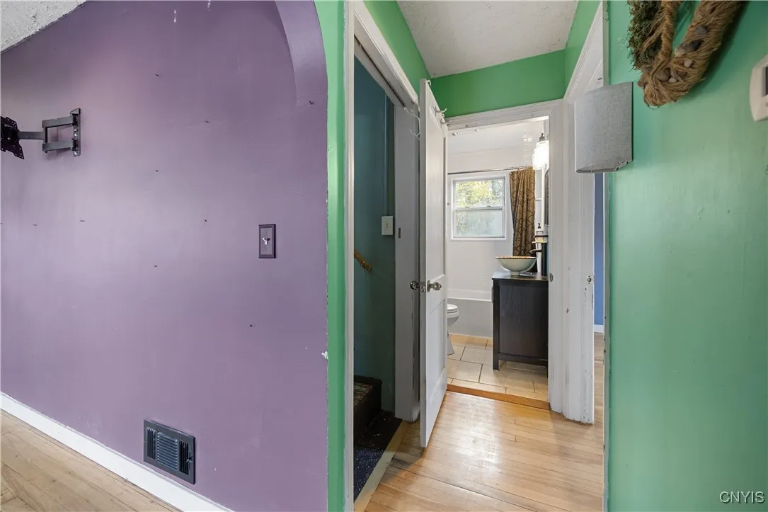 421 Fergerson Avenue, Clay, New York 13212, Clay, New York 13212, 4 Bedrooms Bedrooms, 7 Rooms Rooms,1 BathroomBathrooms,Residential,For Sale,421 Fergerson Avenue, Clay, New York 13212,0,S1649832