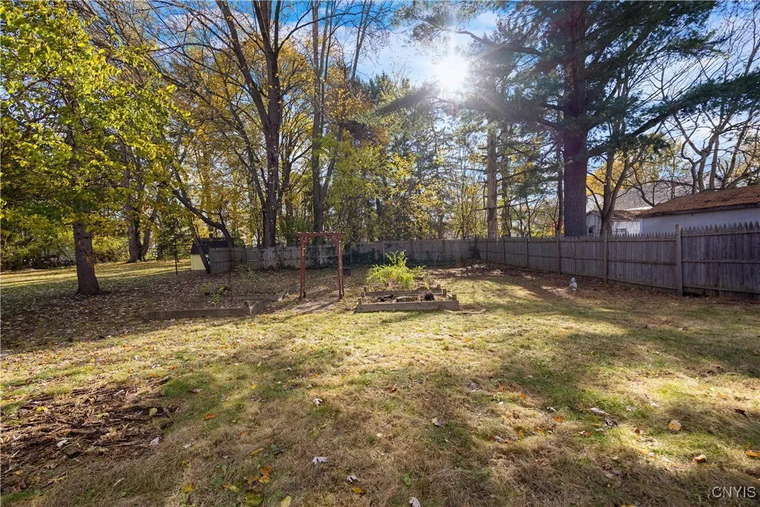 421 Fergerson Avenue, Clay, New York 13212, Clay, New York 13212, 4 Bedrooms Bedrooms, 7 Rooms Rooms,1 BathroomBathrooms,Residential,For Sale,421 Fergerson Avenue, Clay, New York 13212,0,S1649832