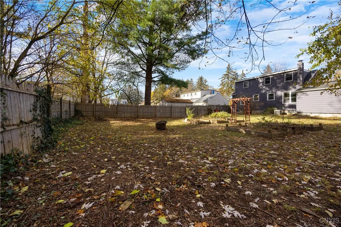 421 Fergerson Avenue, Clay, New York 13212, Clay, New York 13212, 4 Bedrooms Bedrooms, 7 Rooms Rooms,1 BathroomBathrooms,Residential,For Sale,421 Fergerson Avenue, Clay, New York 13212,0,S1649832