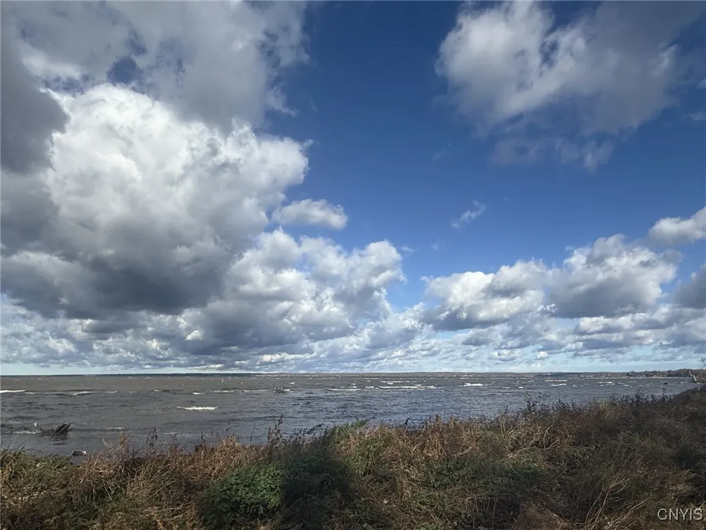 9091 Beach Road, Lenox, New York 13032, Lenox, New York 13032, 5 Bedrooms Bedrooms, 8 Rooms Rooms,1 BathroomBathrooms,Residential,For Sale,9091 Beach Road, Lenox, New York 13032,0,S1649628