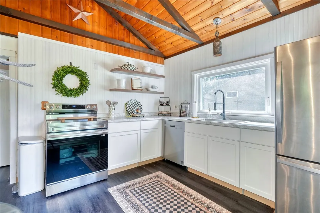 Kitchen is refreshed and bursting with style and character!