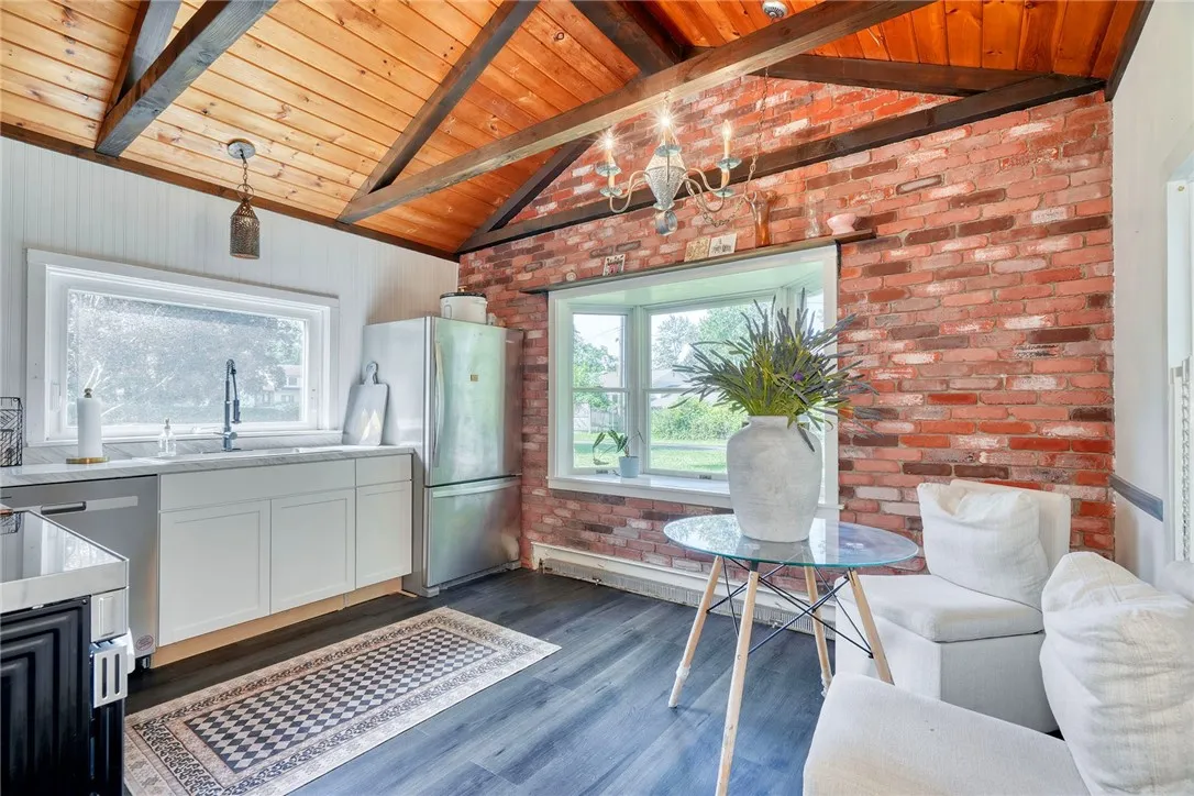 Kitchen is refreshed and bursting with style and character!