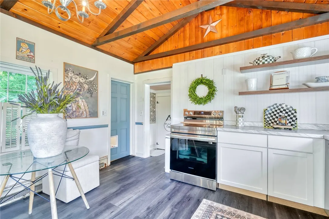 Kitchen is refreshed and bursting with style and character!