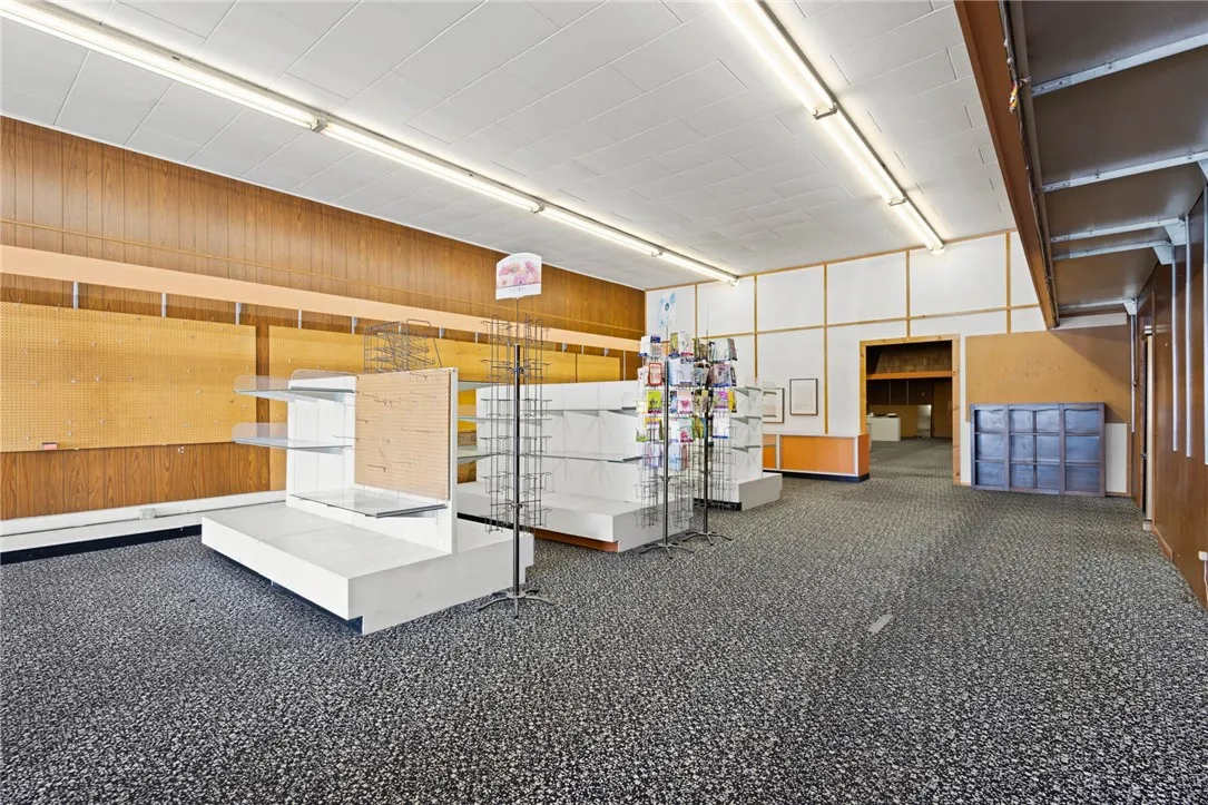 54-56 Main Street, Leroy, New York 14482, Leroy, New York 14482, ,Commercial Sale,For Sale,54-56 Main Street, Leroy, New York 14482,0,R1649848