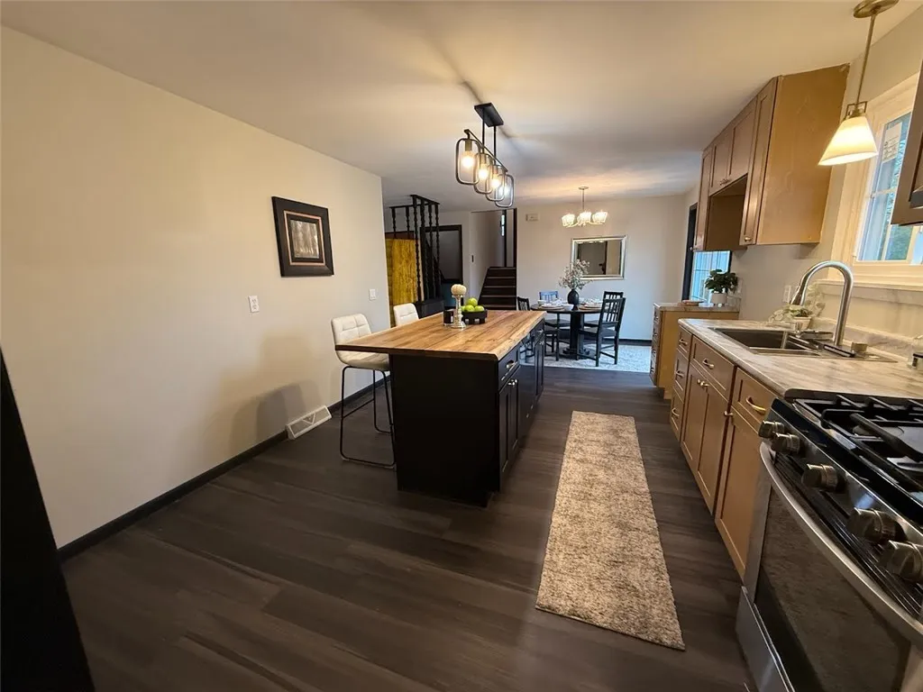 Kitchen - main floor