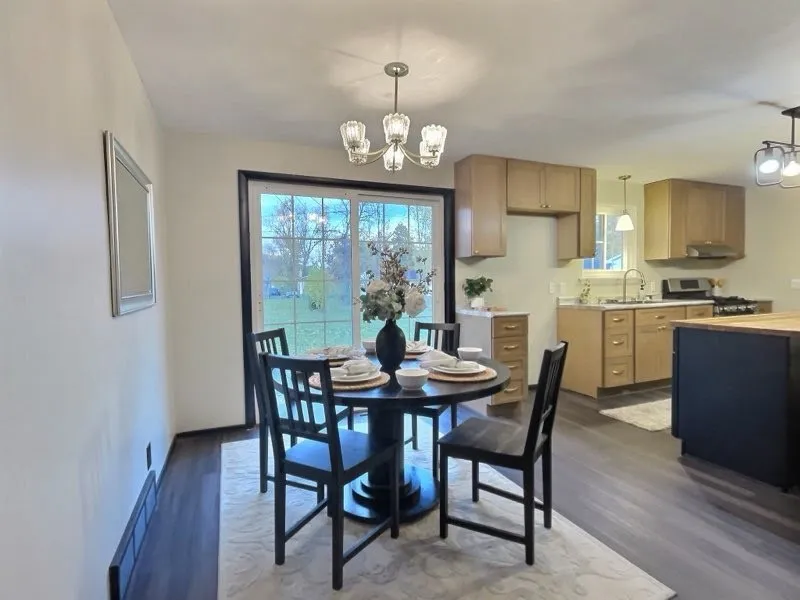 Dining area - main floor
