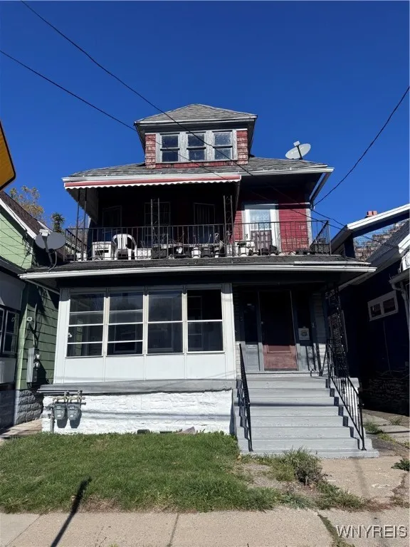 170 Dewey Avenue, Buffalo, New York 14214, Buffalo, New York 14214, 6 Bedrooms Bedrooms, ,2 BathroomsBathrooms,Residential,For Sale,170 Dewey Avenue, Buffalo, New York 14214,0,B1649804