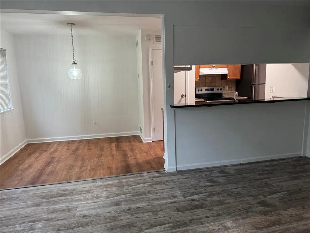 136 Milrace Drive, East Rochester, New York 14445, East Rochester, New York 14445, 2 Bedrooms Bedrooms, 4 Rooms Rooms,1 BathroomBathrooms,Residential Lease,For Rent,136 Milrace Drive, East Rochester, New York 14445,0,R1649830