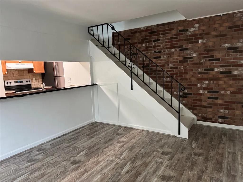 136 Milrace Drive, East Rochester, New York 14445, East Rochester, New York 14445, 2 Bedrooms Bedrooms, 4 Rooms Rooms,1 BathroomBathrooms,Residential Lease,For Rent,136 Milrace Drive, East Rochester, New York 14445,0,R1649830