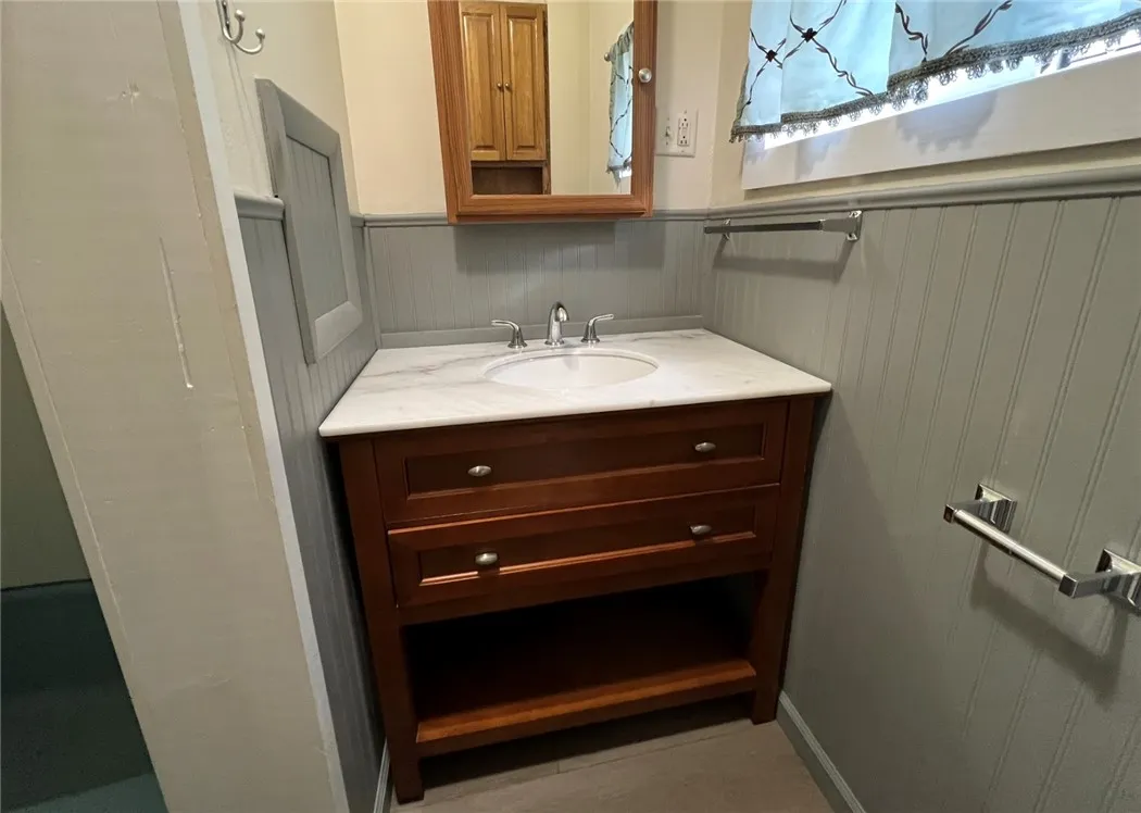 912 Magee Street, Elmira City, New York 14901, Elmira City, New York 14901, 4 Bedrooms Bedrooms, ,2 BathroomsBathrooms,Residential,For Sale,912 Magee Street, Elmira City, New York 14901,0,R1646787