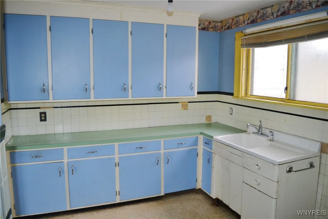 364 Schenck Street, North Tonawanda, New York 1412, North Tonawanda, New York 14120, 4 Bedrooms Bedrooms, 7 Rooms Rooms,1 BathroomBathrooms,Residential,For Sale,364 Schenck Street, North Tonawanda, New York 1412,0,B1649859